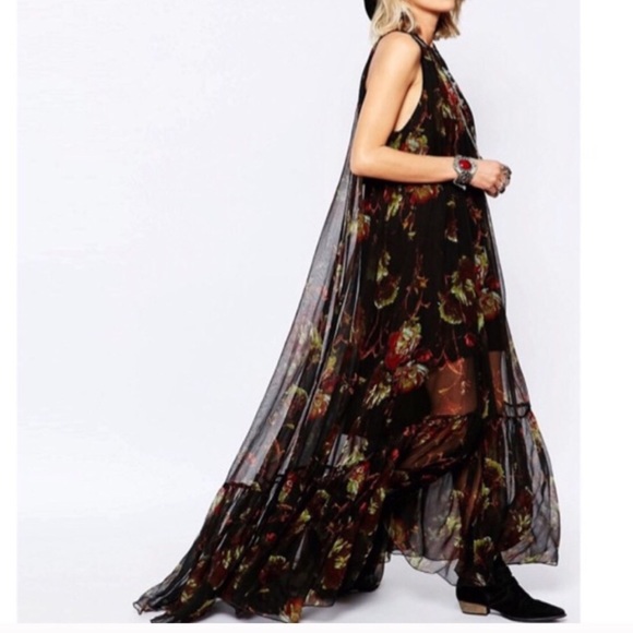 Free People Dresses & Skirts - Free People Juno Floral Maxi Dress